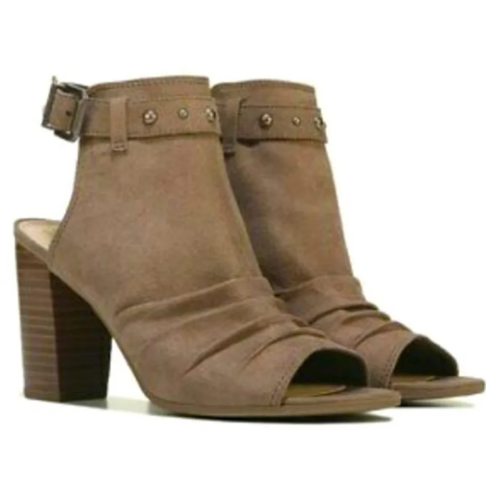 Circus by Sam Edelman Womens Emmy Ankle Heels Peep Toe Boots shoes sz 9.5